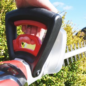 Cobra HT550E 55cm/22” Electric Hedgetrimmer