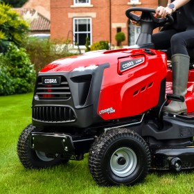 Cobra LT112HR2L 44" Lawn Tractor with V-Twin Engine Cobra LT112HR2L 44" Lawn Tractor with V-Twin Engine