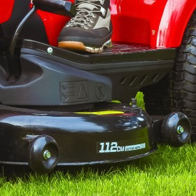 Cobra LT112HR2L 44" Lawn Tractor with V-Twin Engine Cobra LT112HR2L 44" Lawn Tractor with V-Twin Engine