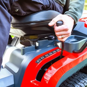 Cobra LTX92HR2L 36" Premium Lawn Tractor with Hydro Drive