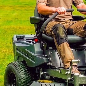 Cobra ZTR42L 42” Zero-Turn Mower Powered by Loncin V-Twin Engine